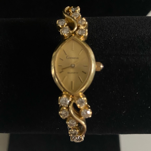 Geneve quartz watch in white & yellow gold with 1 cttws diamonds - Picture 7 of 8